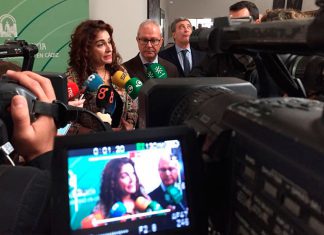 La consejera de Hacienda inaugura jornadas de trabajo en Cádiz