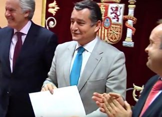 El Delegado del Gobierno en Andalucía entrega diplomas REMER