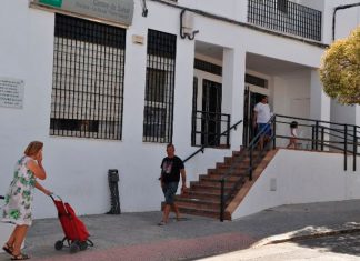 Tres centros de salud del Distrito Bahía de Cádiz consiguen un reconocimiento por su especial atención al dolor La Banda Padre Salado, de Chiclana
