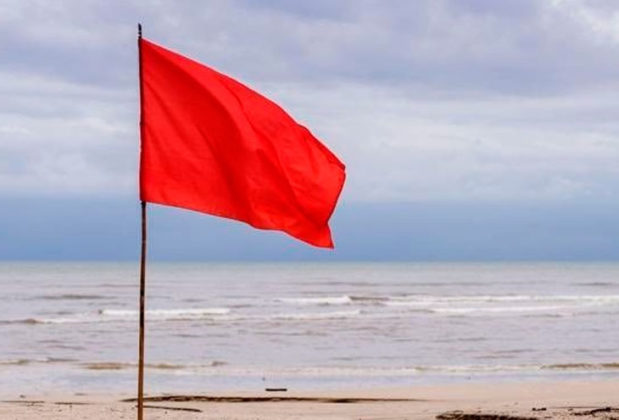 Las Banderas Rojas En Playas De Chiclana Y El Puerto Para Evitar La ...