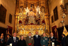 La alcaldesa de Jerez valora el «buen hacer» de las hermandades durante el Domingo de Ramos