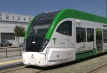 La Junta licita el nuevo mantenimiento del sistema de billetaje del Trambahía por 1,3 millones de euros
