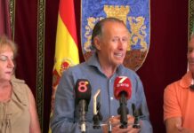 El Ayuntamiento rinde homenaje a Jesús Sobrero, trabajador municipal recientemente jubilado