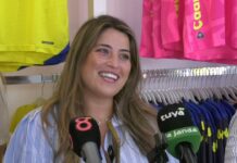 El Cádiz CF abre su primera tienda oficial en Chiclana en la calle La Plaza