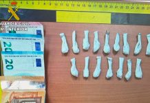 Un detenido en Conil tras desmantelar un activo punto de venta de cocaína y hachís