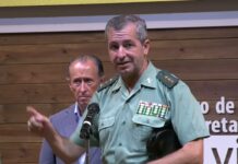 El alcalde de Chiclana inaugura la exposición sobre la historia de la Guardia Civil en la ciudad